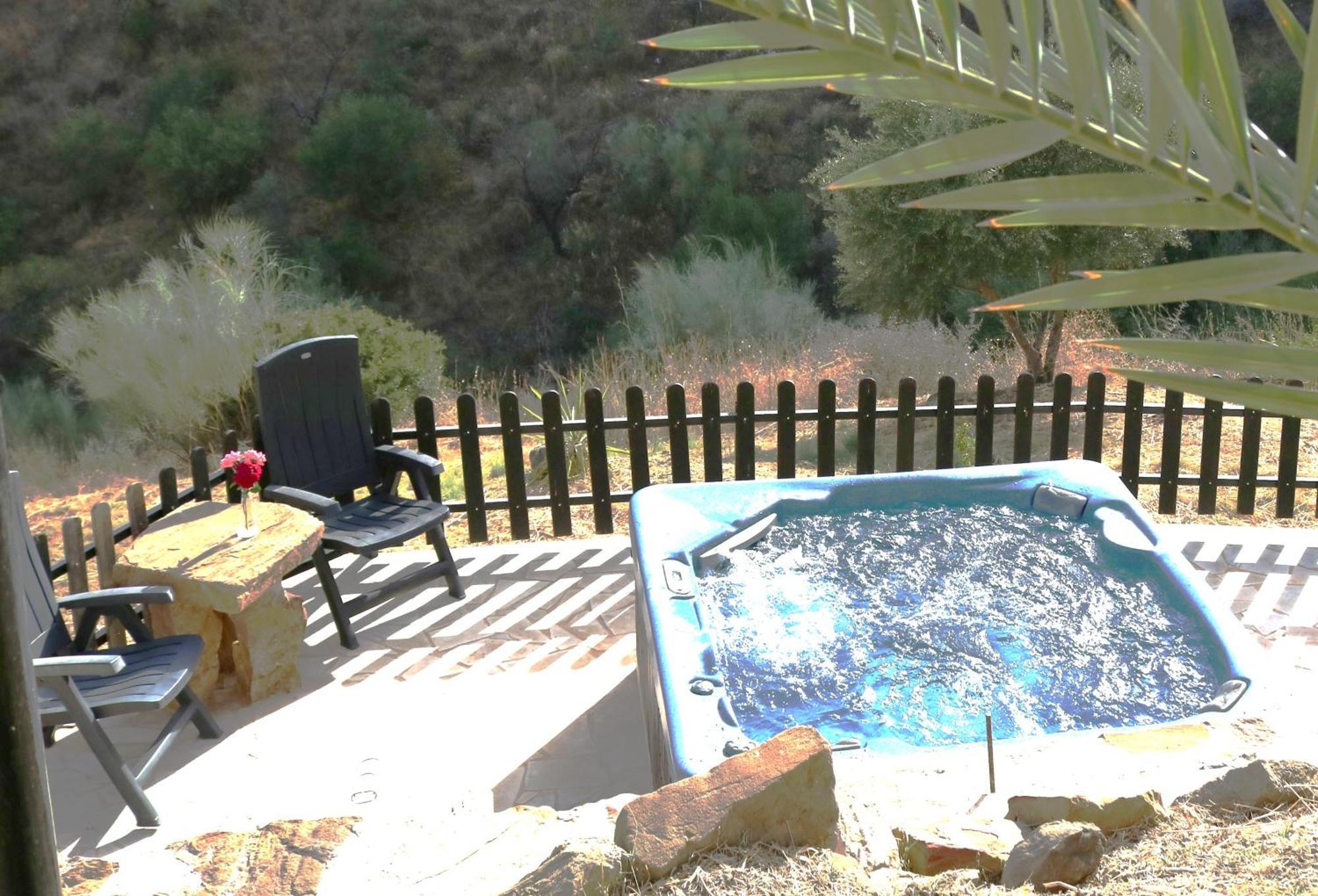 Private Detached Chalet With Own Jacuzzi Mi Dushi Tolox Exteriör bild